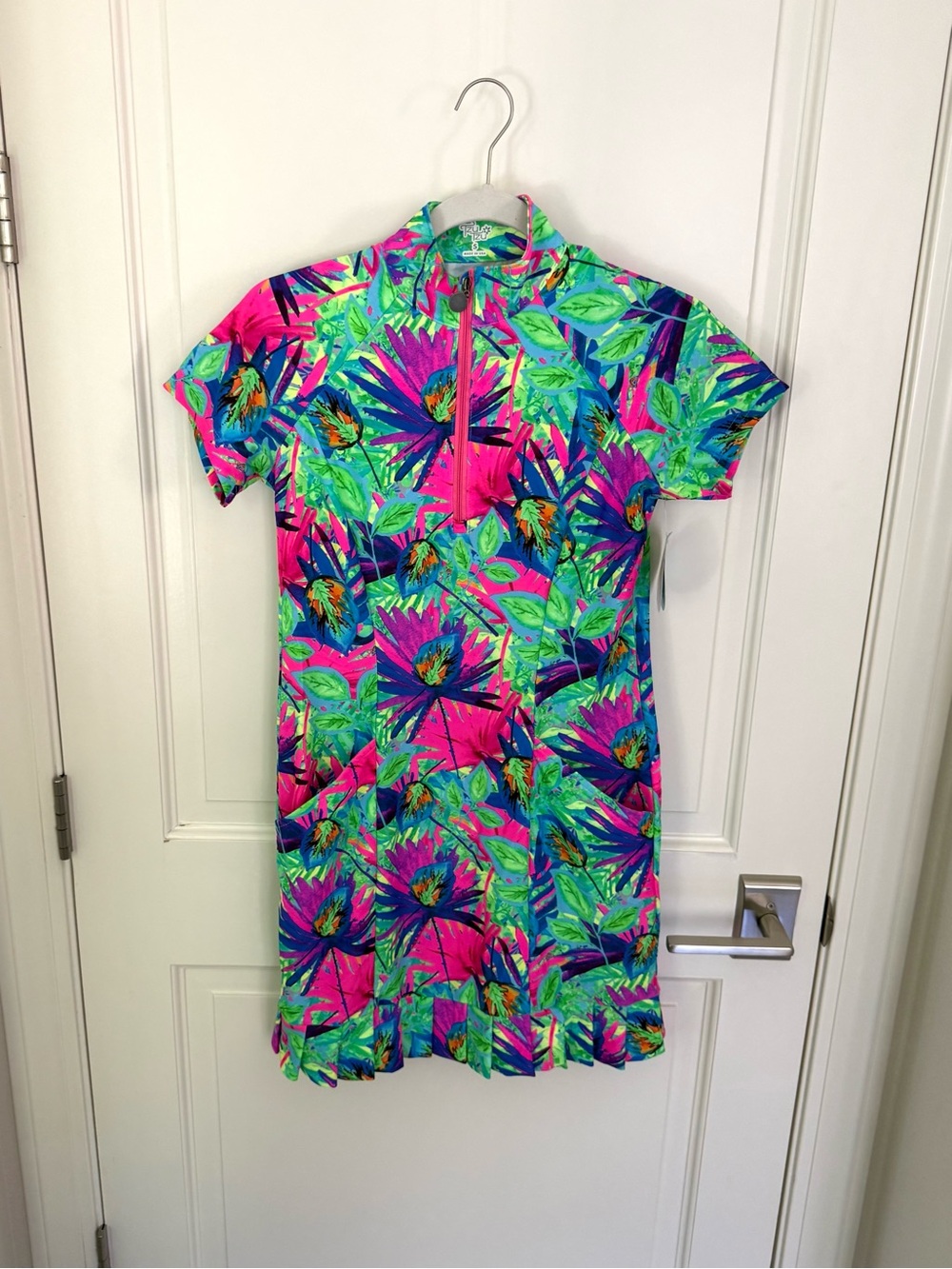 Tsu Tsu Pennie Neon Tropical Botanical Athletic Dress size Small New w/ Tags